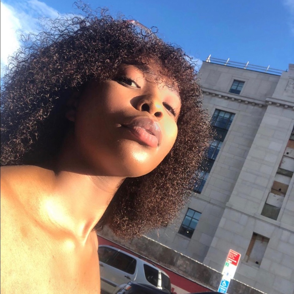Meet your Posher, Derrrrrbbie🧘🏽‍♀️💕
